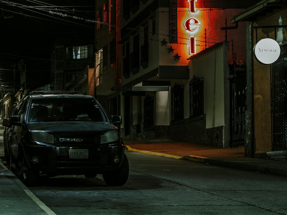 street parking safety at night