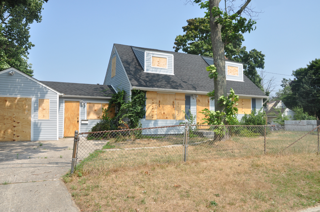 abandoned house attracting squatters