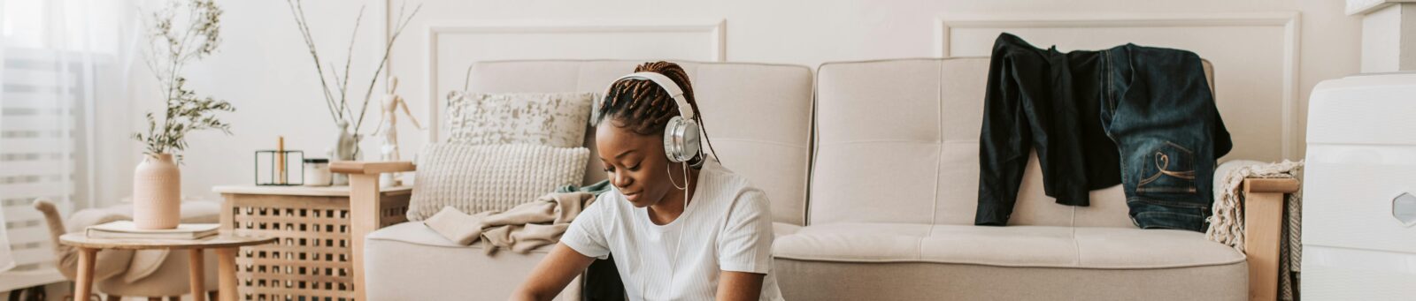 short-term rental security woman with suitcase