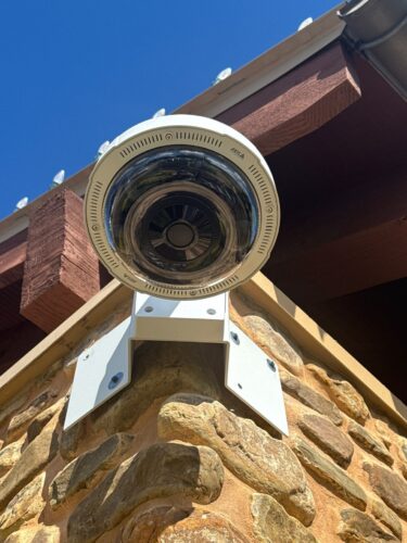 a multi-lens camera for video surveillance