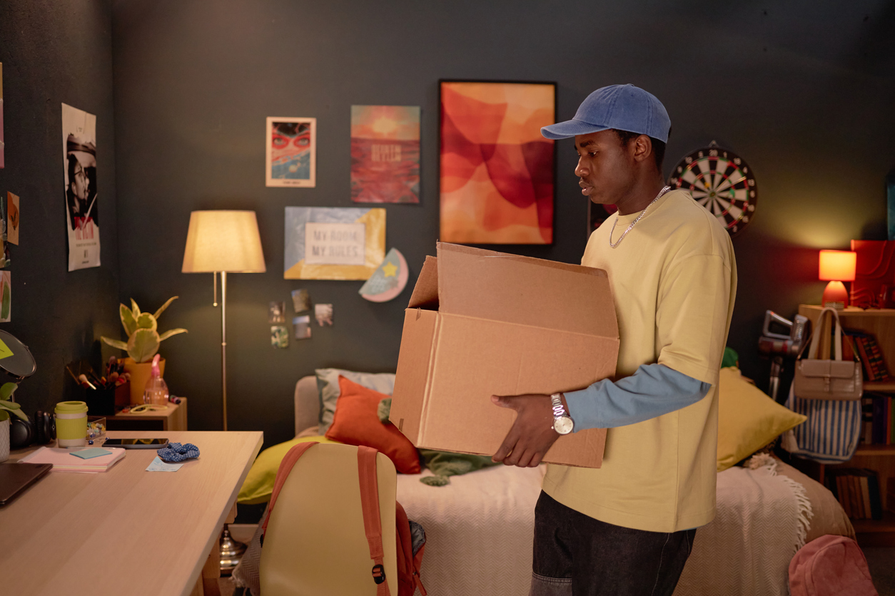 Moving into an off-campus apartment this semester? Learn practical college move-in safety tips to help students protect their homes, belongings, and personal safety.